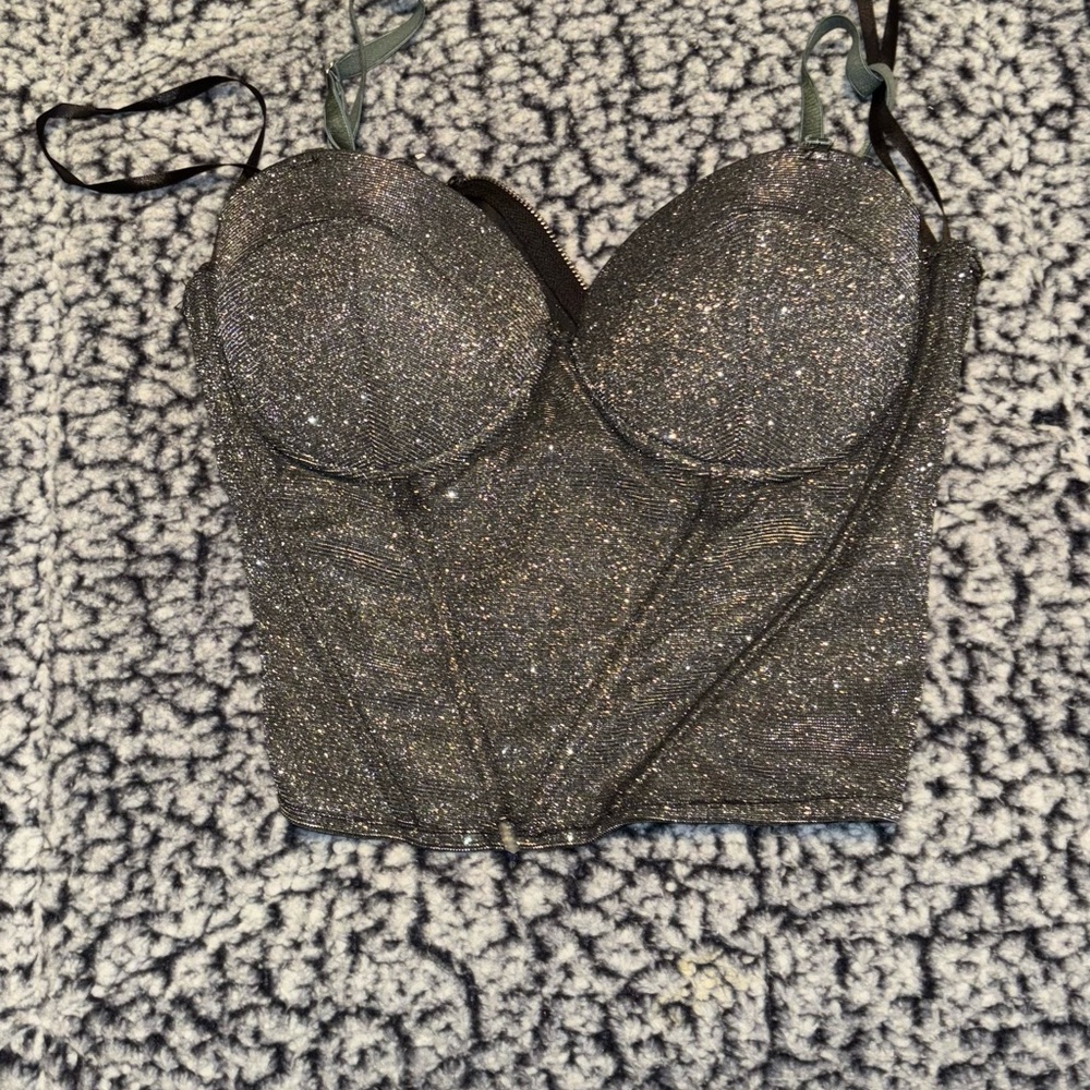 Windsor Glittering Black Crop Top